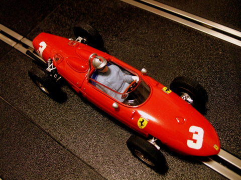 Ferrari 156 F1 1961: フィアット500大作戦！